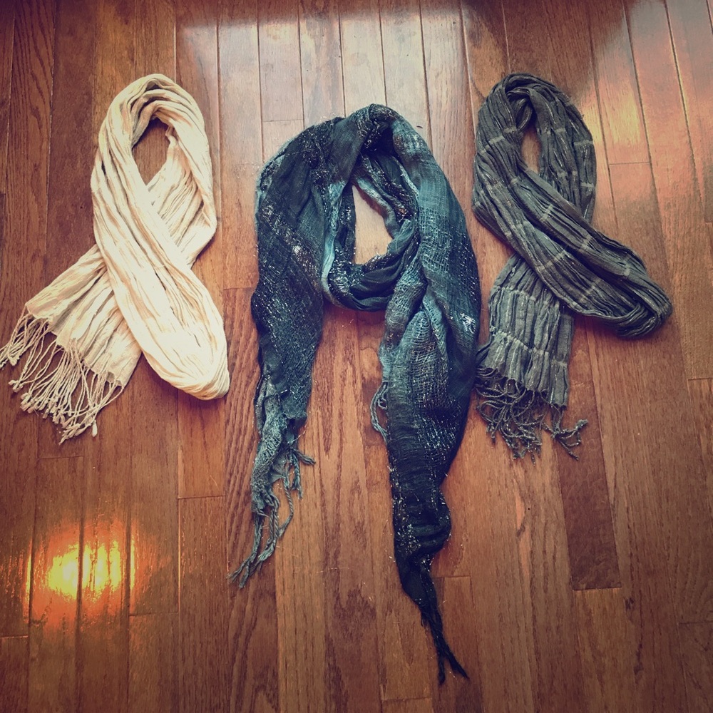 Scarfs