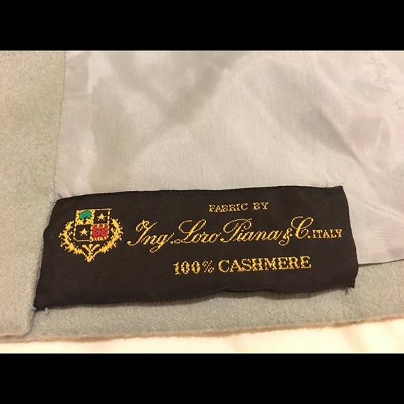 Neiman Marcus 💯 % Cashmere Blazer. - Picture 6 of 7