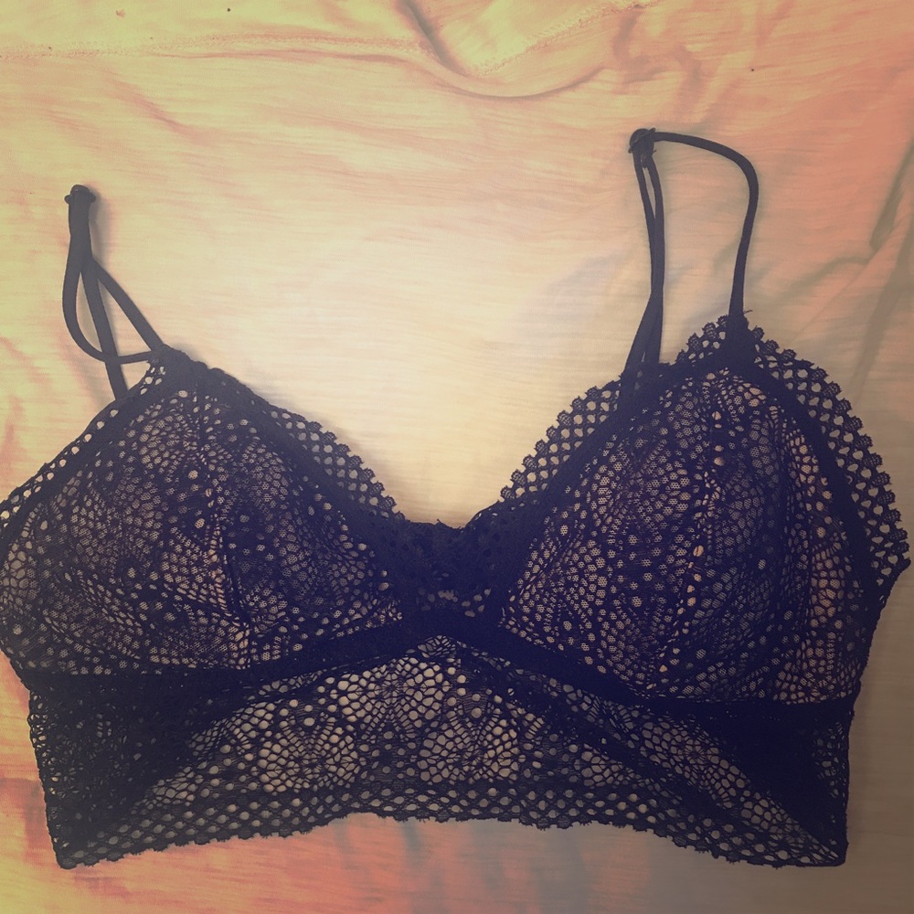 VICTORIA SECRET lace top bra