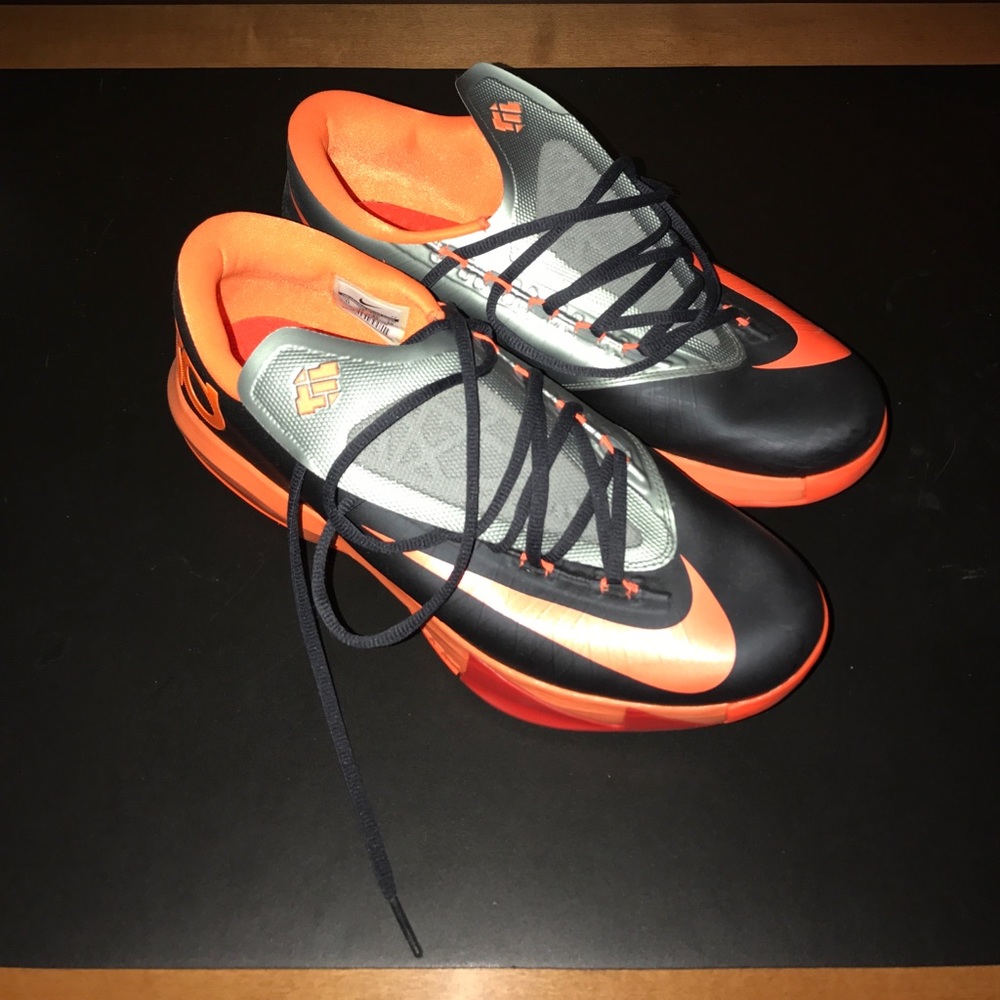 Kd 6 basketball shoe