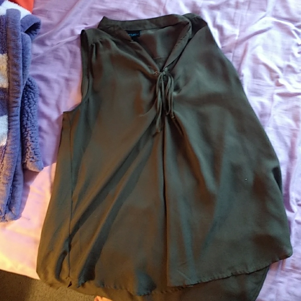 No sleeve blouse
