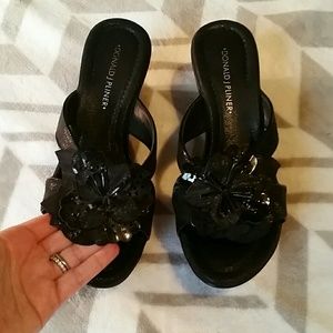 Black Donald J Pliner shoes size 7