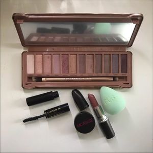 Makeup bundle🌟 ❌SOLD❌