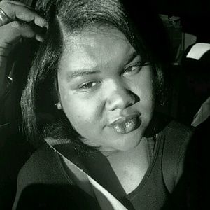 Meet your Posher, Steph