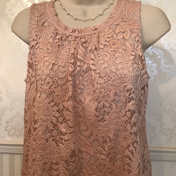 LOFT Tops - Ann Taylor LOFT Blush Pink Lace Sleeveless Top