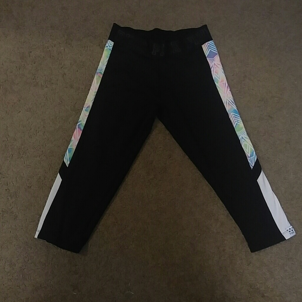 Victoria secret pink ultimate crop legging