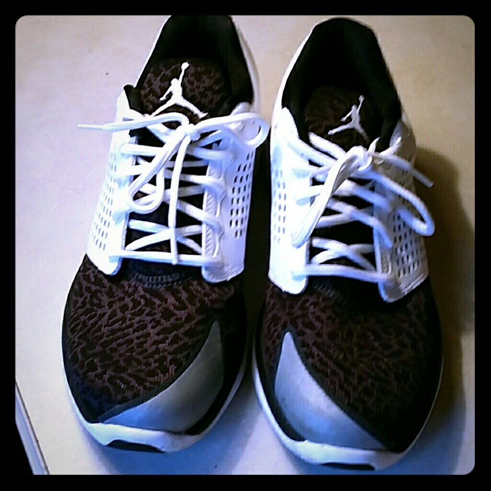 Air Jordan trainer running shoe