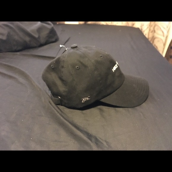 Tupac dad Cap - Picture 2 of 4