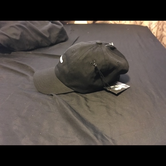 Tupac dad Cap - Picture 3 of 4