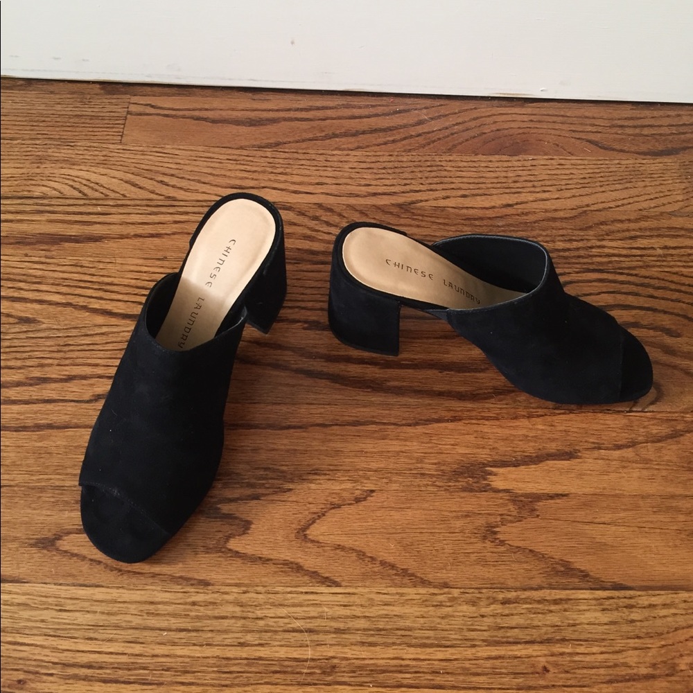Chinese Laundry block heels - Picture 3 of 3