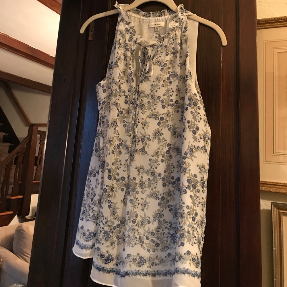 Max Studio Blue print top with tie at neck S