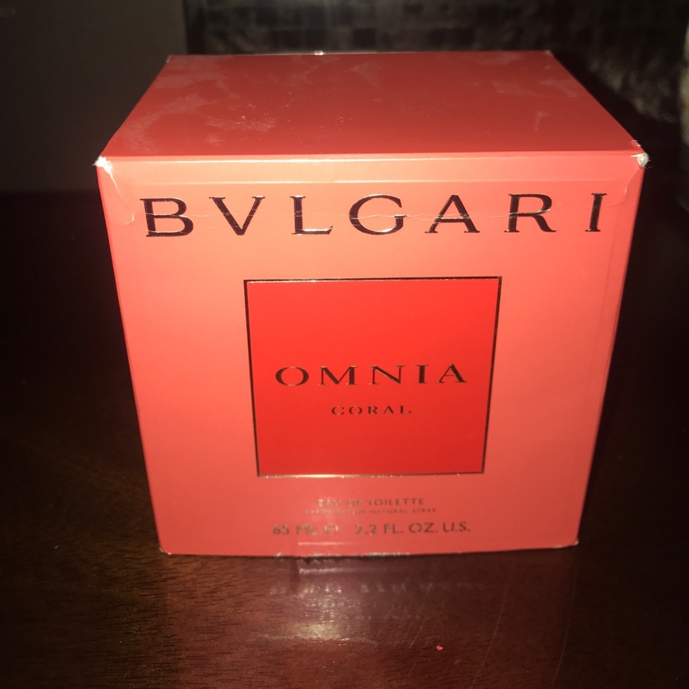 Bvlgari Omnia coral perfume.