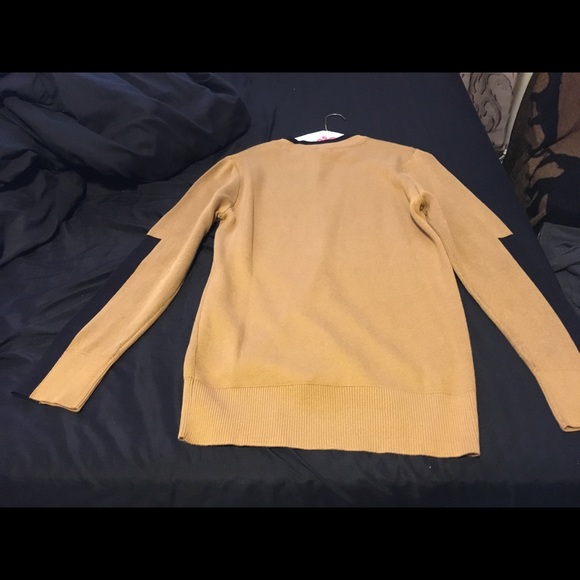 H and m sweater - Picture 1 of 4