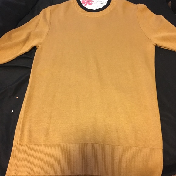 H and m sweater - Picture 2 of 4