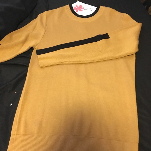 H and m sweater - Picture 3 of 4