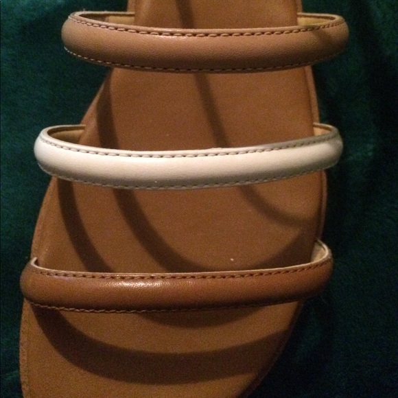 Sandals - Picture 5 of 5