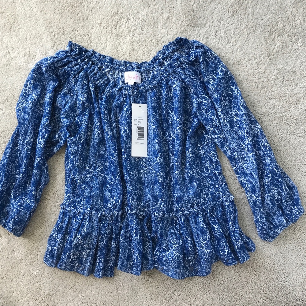 Women's Top