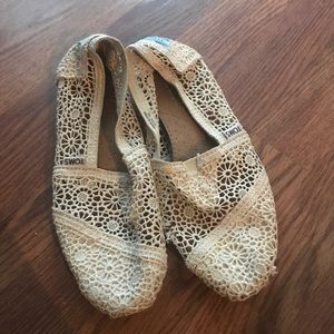 Toms used condition
