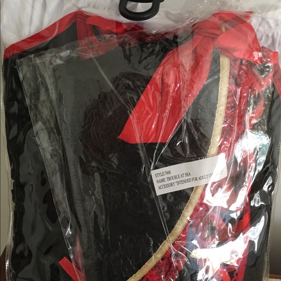 NWT Trouble At Sea Pirate Halloween Costume - Picture 5 of 6