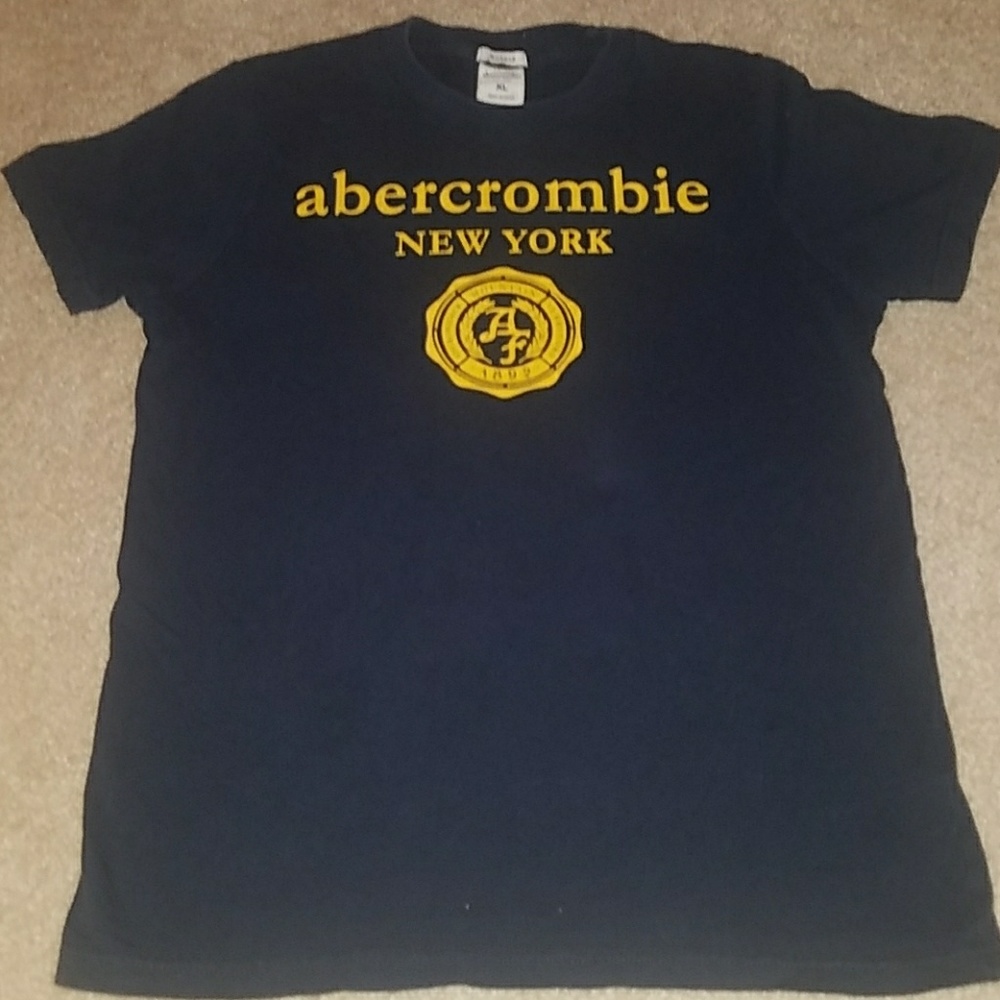 Abercrombie Kids boys T-shirt Size XL