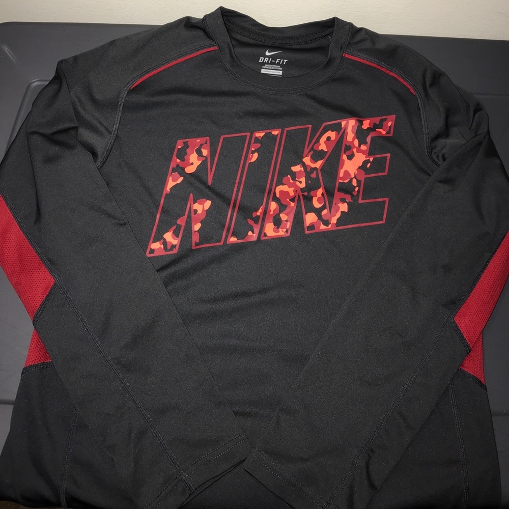 Camo Nike T-Shirt(Dri-fit)