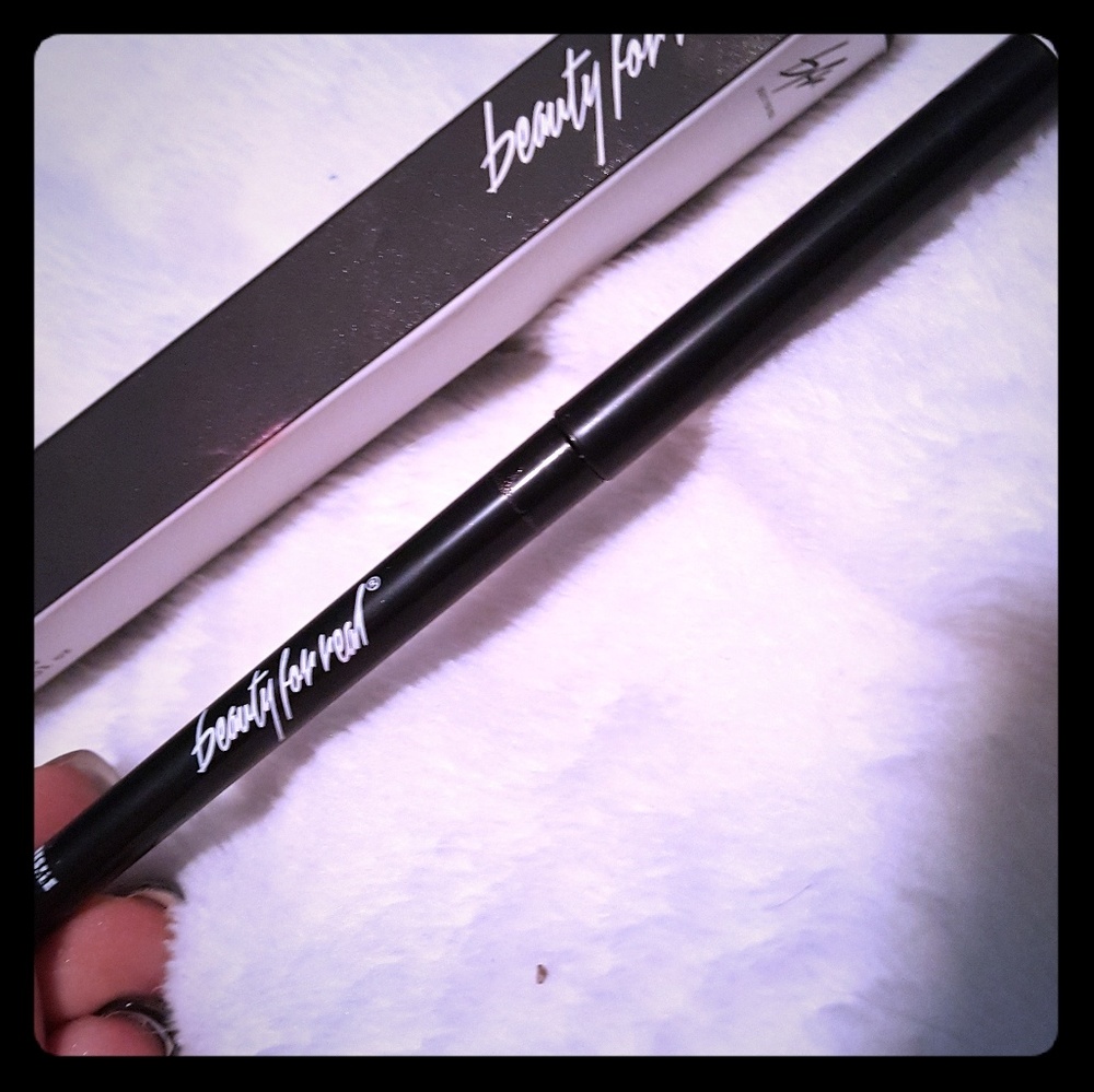 Black eyeliner