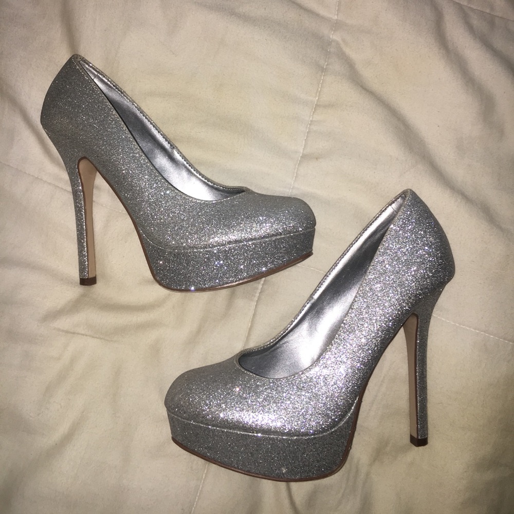 Platform glitter heels