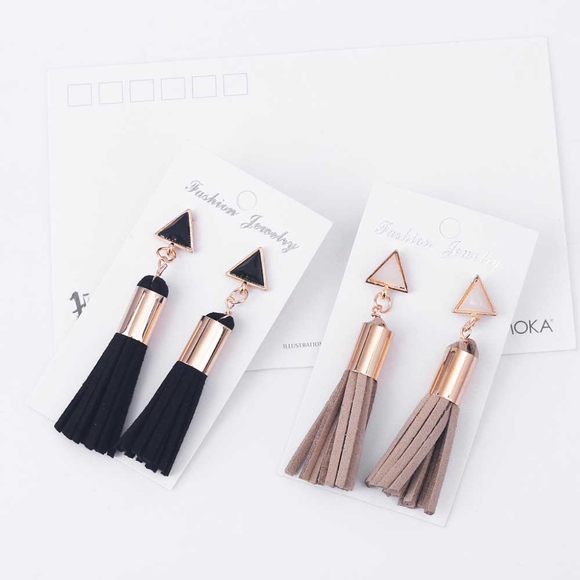 BLACK Vintage Triangle Tassel Earrings - Picture 2 of 4