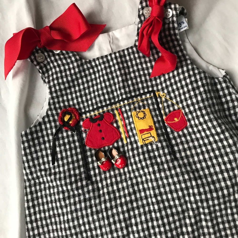 Black Gingham 2 piece matching set, size 18M 🖤❤️