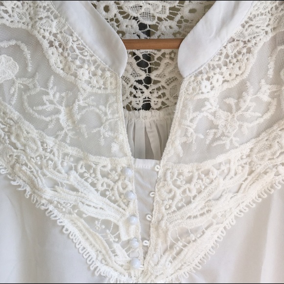 Tops - New White Laced Light Shirt Top