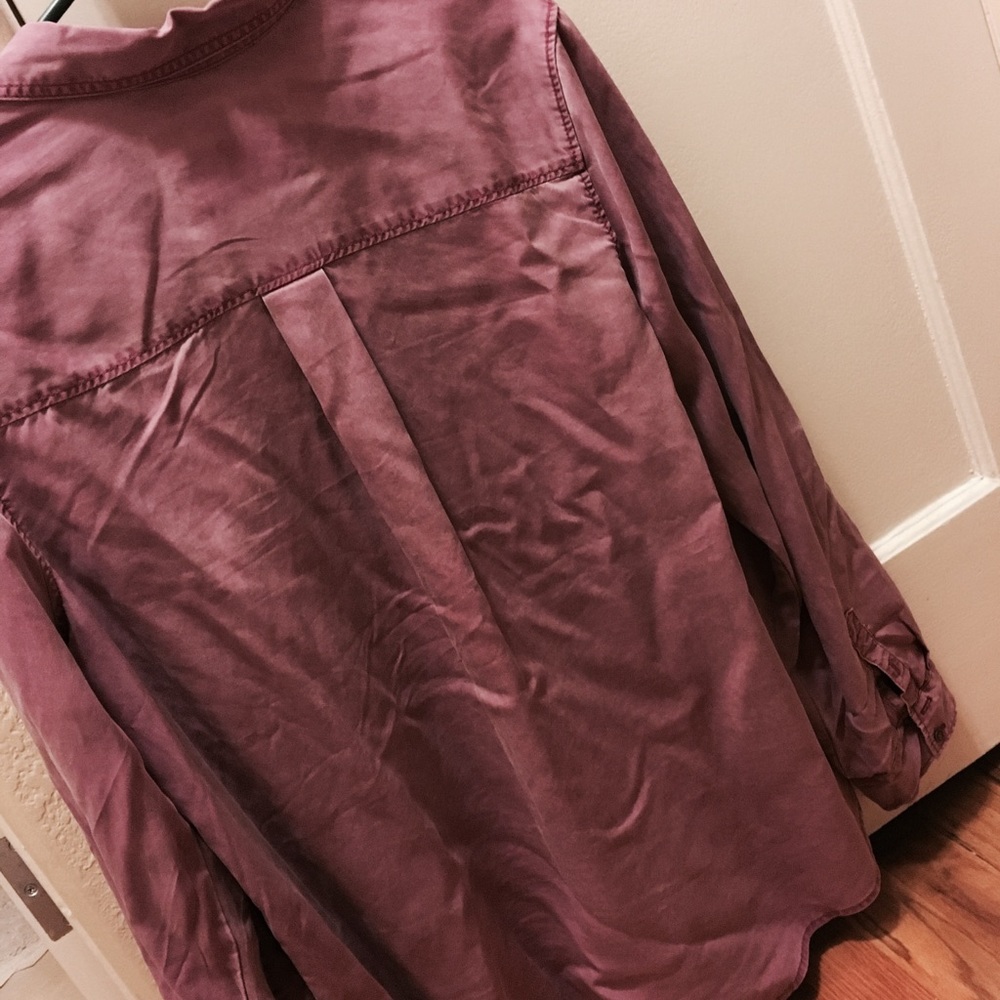 Express button down - Picture 2 of 3