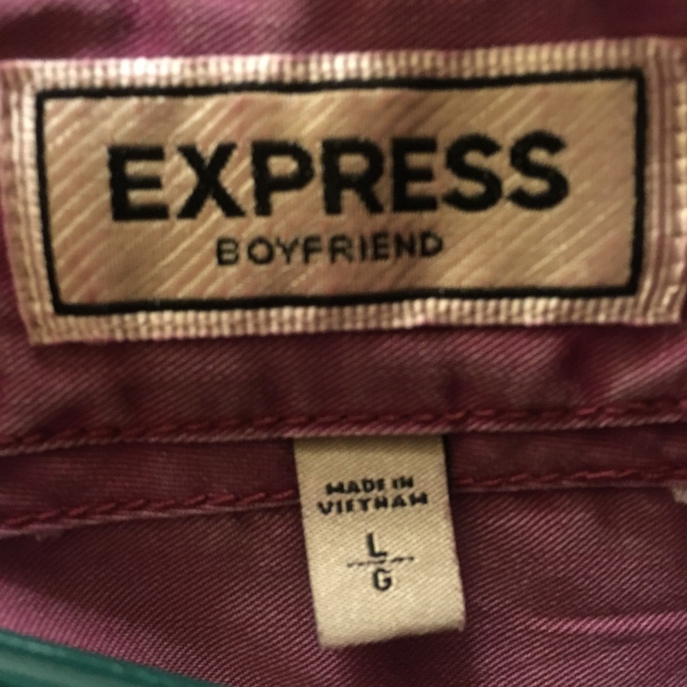 Express button down - Picture 3 of 3