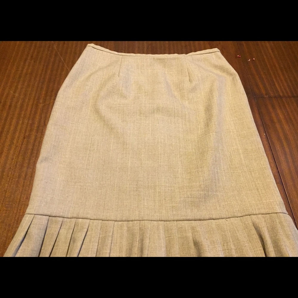 Blacker tan/plaid skirt