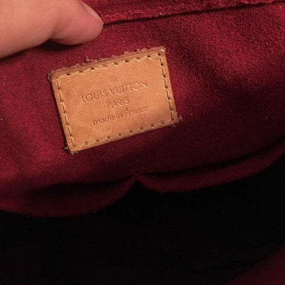 Authentic Louis Vuitton Viva-Cite GM Bag - Picture 2 of 8