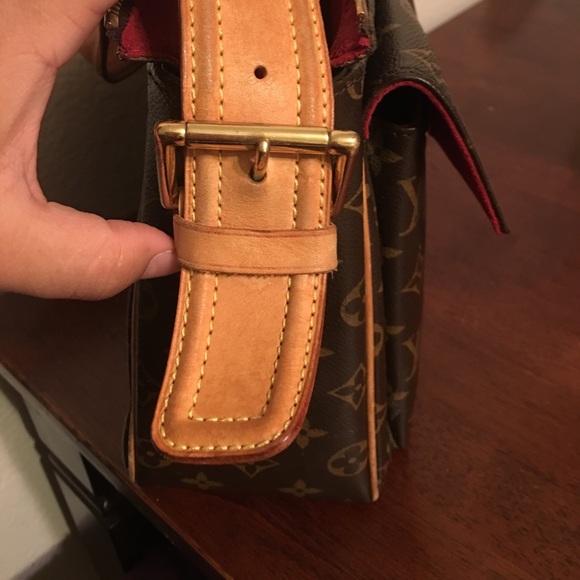 Authentic Louis Vuitton Viva-Cite GM Bag - Picture 8 of 8