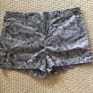 J Brand blue floral shorts Sz 29