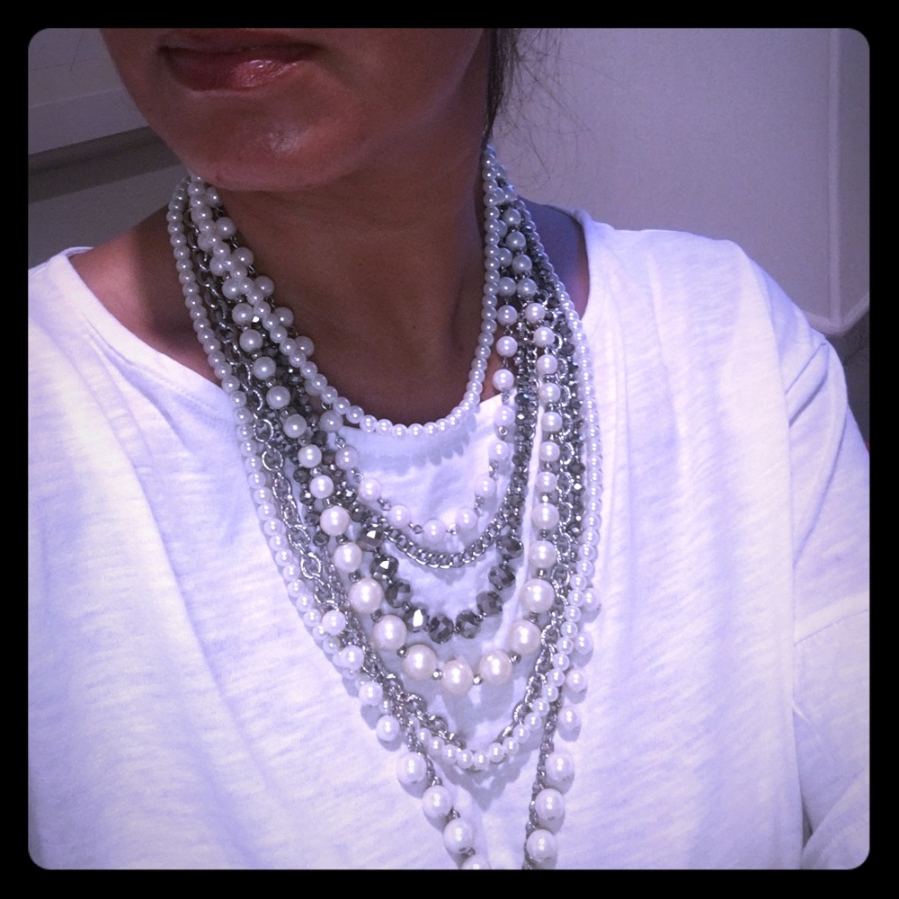 Ann Taylor Statement necklace in silver