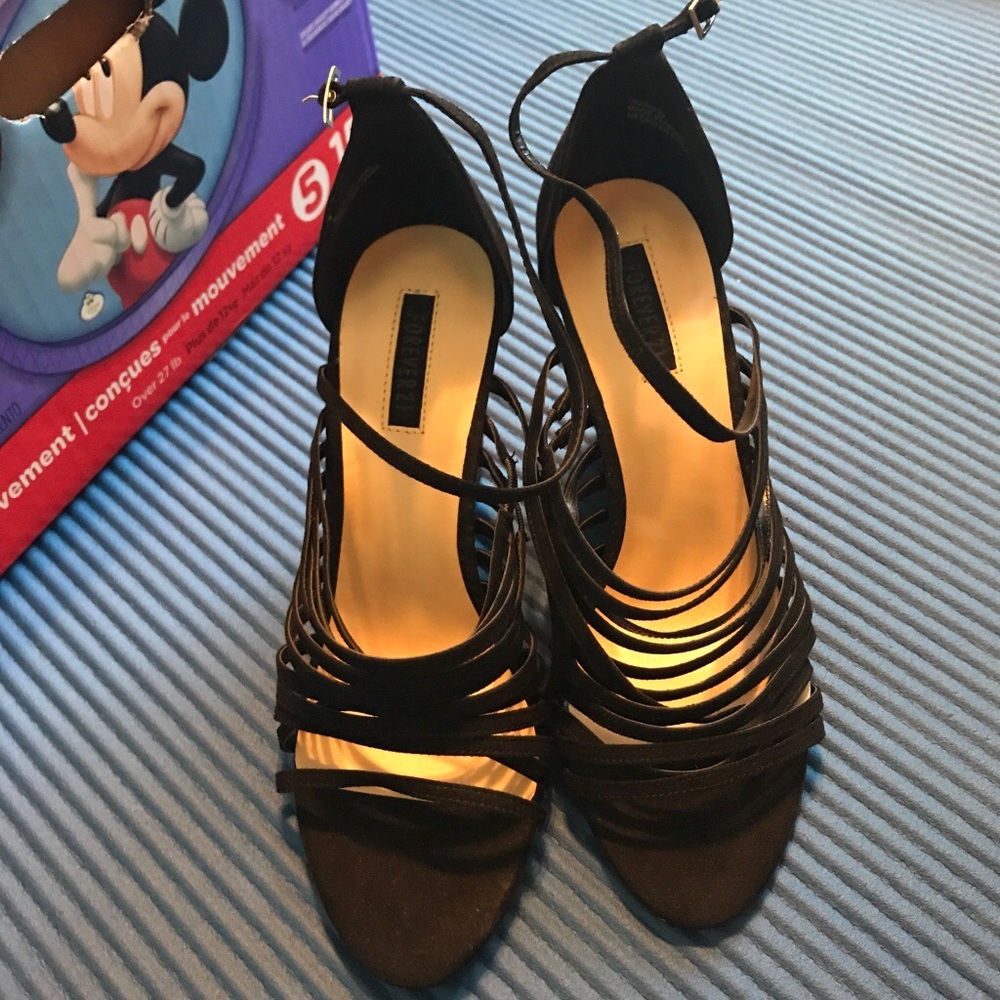 F21 heels