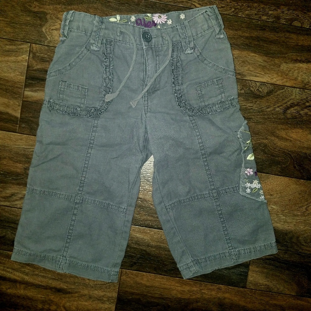 Girls  YES! Size 5 Draw String Cargo Pants EUC