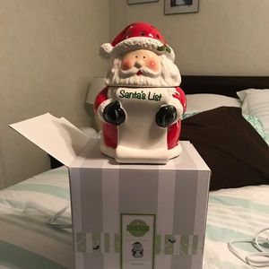 Scentsy scent warmer. Christmas collection. Santa