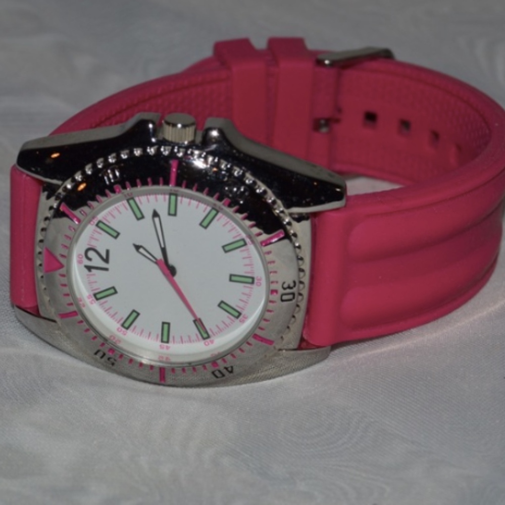 New Watch. Needs batteries