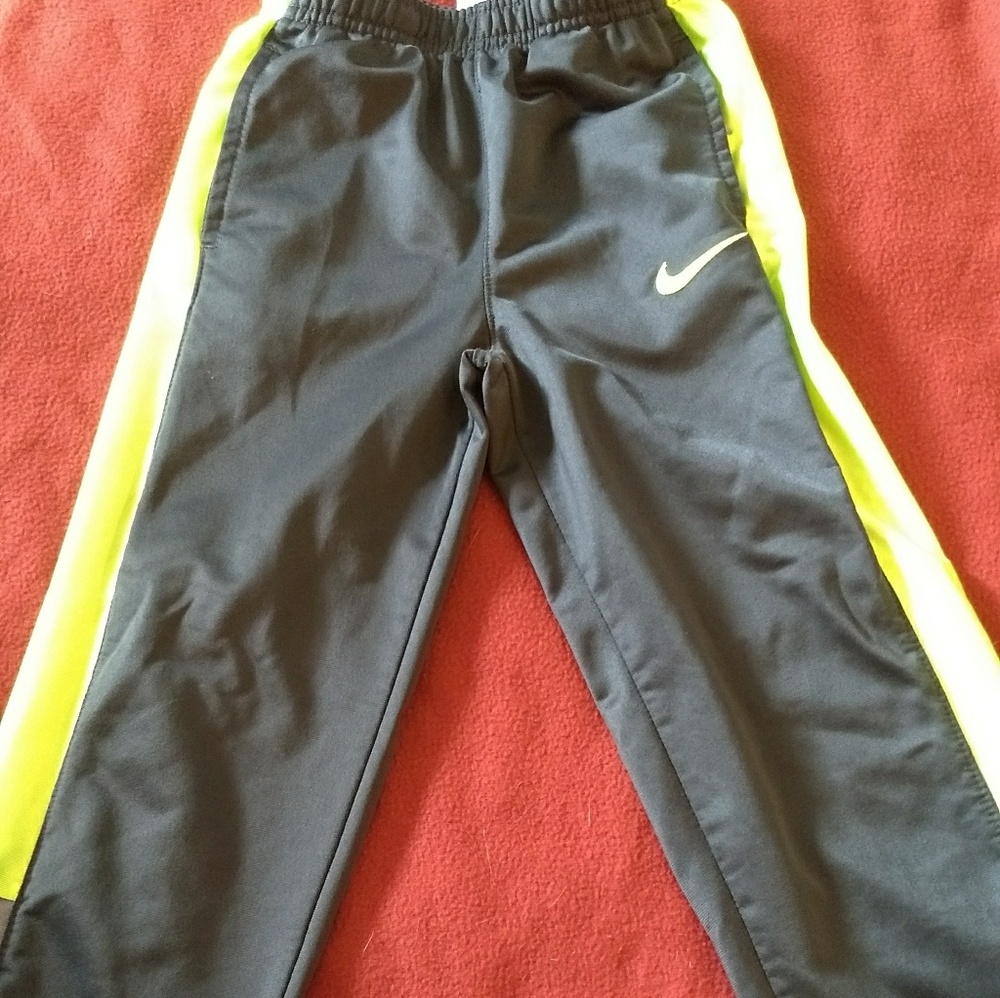 Boys Nike dri-fit pants