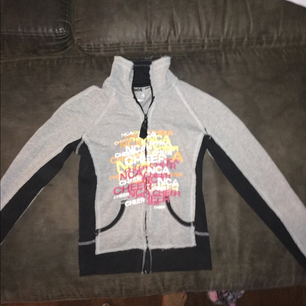 Light Zip-Up Cheer Sweater
