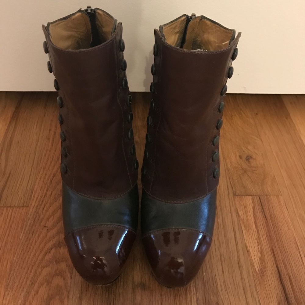 Original LAMB brand booties