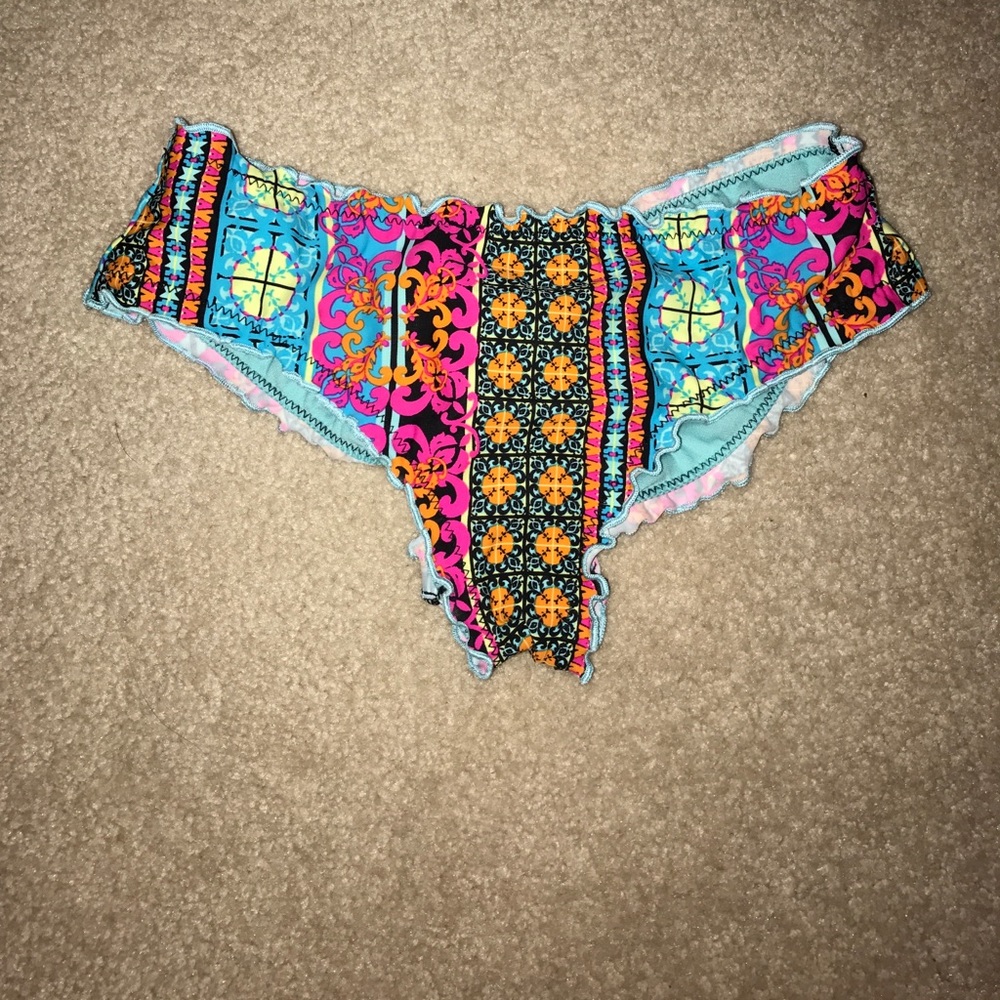 HOBIE CHEEKY RUCHED BATHING SUIT BOTTOMS