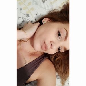 Meet your Posher, Yomairy