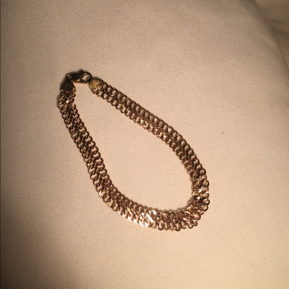 Gold bracelet