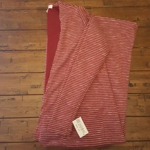 NWT XS Lularoe Sarah Duster Cardigan Wine