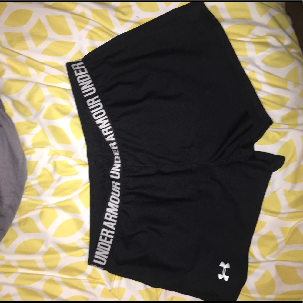 Athletic shorts