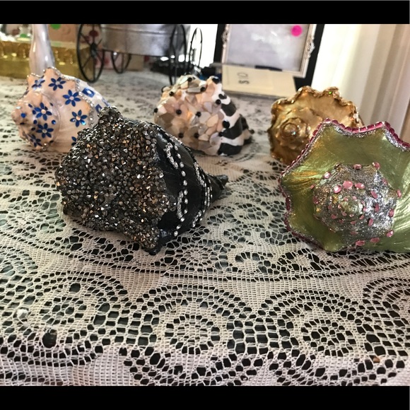 Decorative Handcrafted Shells - Picture 3 of 5